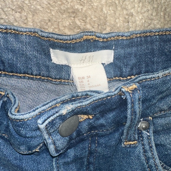 H&M jean shorts - Picture 4 of 4